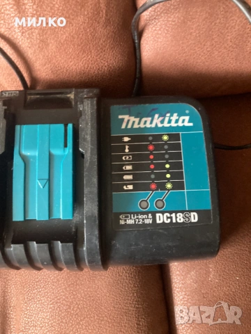 Акумулаторен перфоратор Makita DHR202 , снимка 7 - Перфоратори - 53956529