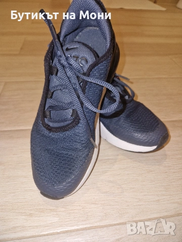 Детски маратонки Nike Air Max 270, снимка 2 - Детски маратонки - 54487505