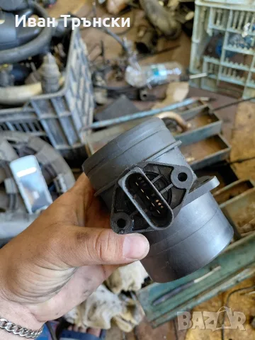 Дебитомер BOSCH 0281002461 / 074906461B за VW, Audi, Seat, Skoda 1.9 TDI / 2.0 TDI, снимка 4 - Части - 55451534