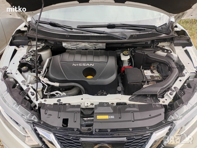 Нисан Кашкай 1,5Dci, снимка 4 - Автомобили и джипове - 55156218