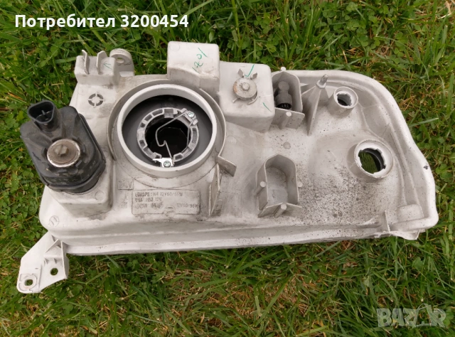 Десен фар за Сузуки Гранд Витара, снимка 3 - Части - 54222078