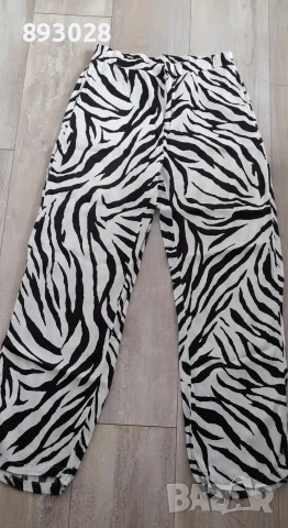 Панталон BERSHKA , снимка 3 - Панталони - 55251310