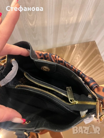 Дамска Чанта Fendi , снимка 3 - Чанти - 54493487