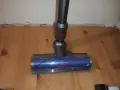 Много добра прахосмукачка Dyson V8 с нова батерия и аксесоари, снимка 4