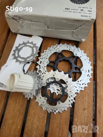 10-скоростна касета Shimano Deore XT CS-M771-10.