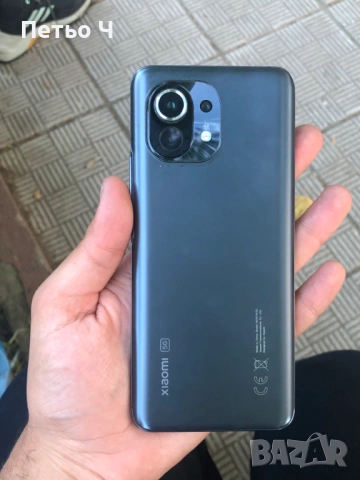 Продавам Xiaomi Mi 11 5G (256GB) – Horizon Blue / Отлично състояние / HyperOS