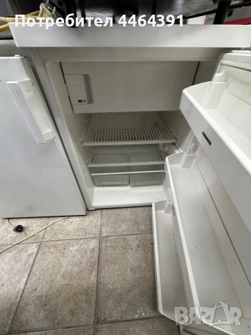 Хладилник с фризер либхер , снимка 2 - Хладилници - 54052287