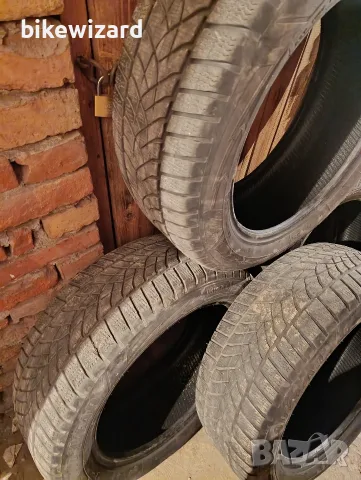 Goodyear Ultragrip performance + 4 броя зимни гуми 235 55 19 DOT 37 22, снимка 15 - Гуми и джанти - 55409845