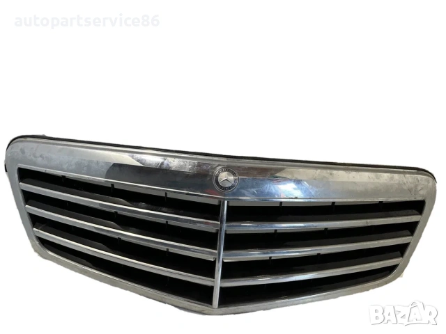 Хромирана емблема за предна решетка за Mercedes W212 2.2 CDI (2012)