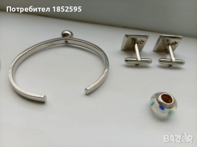 Vintage лот от гривна, обеци, висулка за гривна и копчета за ръкавели, снимка 3 - Колиета, медальони, синджири - 54721306