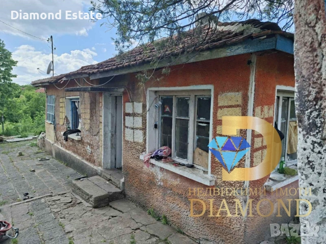 Стара къща с парцел в село Васил Левски, общ. Опан, снимка 2 - Къщи - 54677119