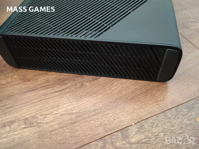 Xbox 360 Elite 500GB, снимка 2 - Xbox конзоли - 54901435