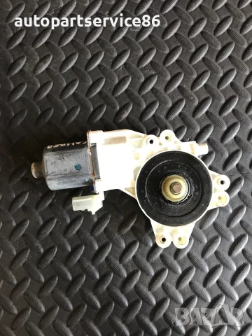 Мотор за стъкло на задна дясна врата за Dodge Caliber (2005-2010) 05074232AA 0130822278, снимка 2 - Части - 55332653