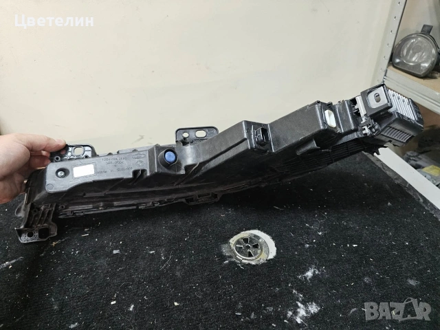Десен фар за BMW 7 G70 desen far бмв 7 г70, снимка 5 - Части - 54487744