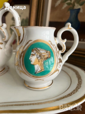 Порцеланов сервиз за двама в имперски стил Характерно за този стил е използването на богата позлата , снимка 10 - Сервизи - 54061239