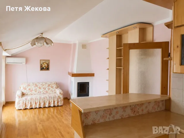 Тристаен апартамент / Погреби / Тухла 75 m2 / Въведен в експлоатация 2010 г., снимка 5 - Апартаменти - 55423487