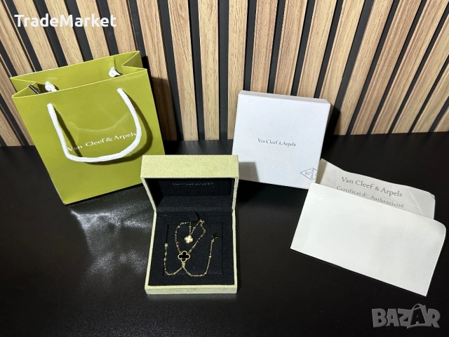 Чисто Ново Дамско Колие Van Cleef & Arpels Alhambra с пълна опаковка