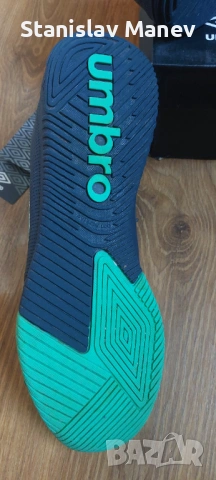 Маратонки Umbro като нови 42, снимка 7 - Маратонки - 54413936