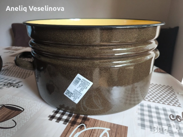 Голяма емайлирана тенджера, снимка 3 - Съдове за готвене - 54698016