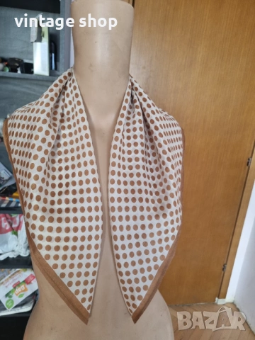 Копринени шалове с точки (различни размери), снимка 12 - Шалове - 54144361