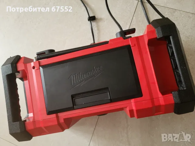 Оригинално радио Milwaukee M18JSR-0, снимка 3 - Други инструменти - 55507496