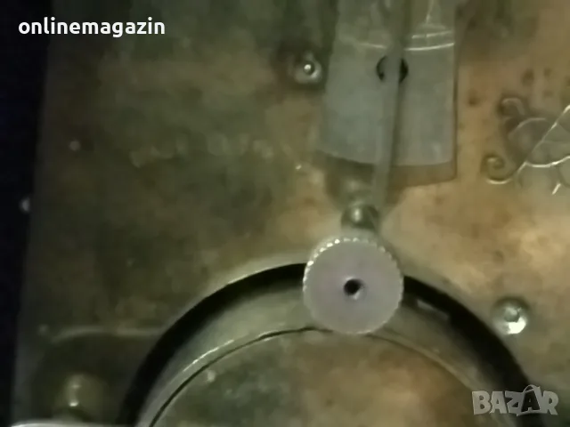 Старинен механичен часовник от дърво, снимка 7 - Антикварни и старинни предмети - 55696324