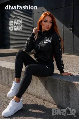 🔥Дамско яке Nike Ветровка с качулка | S–XXL 🔥🖤 Спортен стил, комфорт и защита в едно!, снимка 2 - Якета - 55465321