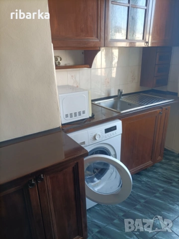 4-стаен апартамент в кв. Смирненски, снимка 11 - Апартаменти - 54255818