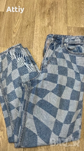 Дамски Дънки , снимка 2 - Дънки - 54801839