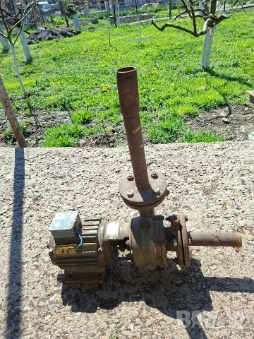 Трифазна помпа 1 цол, снимка 2 - Водни помпи - 54098220