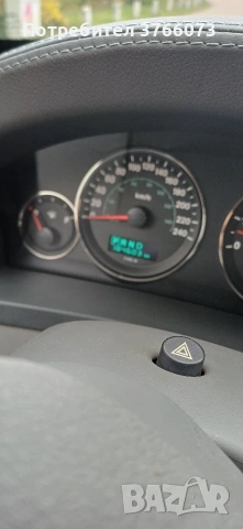 JEEP Grand Cherokee 5.7 V8 Hemi Laredo , снимка 3 - Автомобили и джипове - 54234155