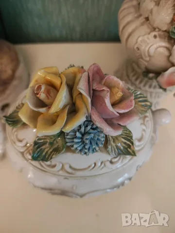 Capodimonte  порцеланов комплект стара ръчна изработка , снимка 7 - Декорация за дома - 55303678