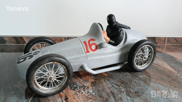 Mercedes-Benz W125, известен като една от „Сребърните стрели“ (Silberpfeil)  , снимка 4 - Колекции - 54077925