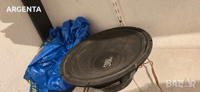 високоговорители 12" JBL нискочестотни