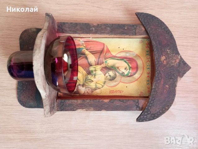 Домашен иконостас , икона със свещник , кандило, снимка 4 - Антикварни и старинни предмети - 54343878