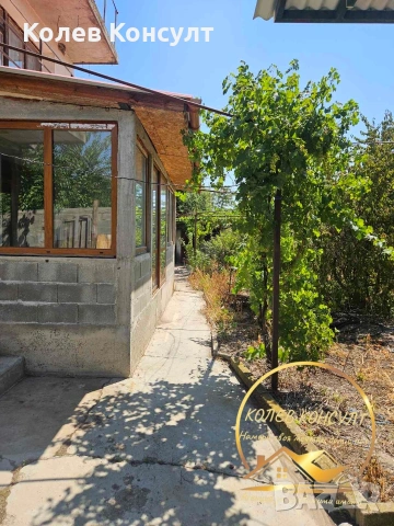 🥇 Агенция “Колев Консулт” предлага двуетажна къща в село Средец област Стара Загора , снимка 2 - Къщи - 54067688