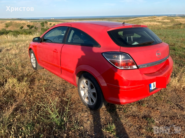 Опел Астра GTC, снимка 6 - Автомобили и джипове - 55047814