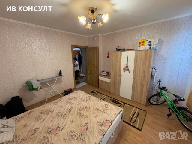 Продавам тухлен апартамент с две спални супер център, снимка 5 - Апартаменти - 54767292