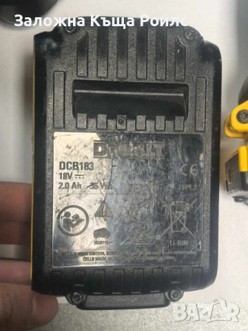 Ударен акумулаторен винтоверт DeWalt DCD776 с 2 батерии DCB183 и зарядно DCB1102, снимка 4 - Винтоверти - 54479872