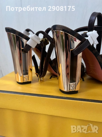 Нови Дамски Сандали Fendi, снимка 4 - Сандали - 55224514