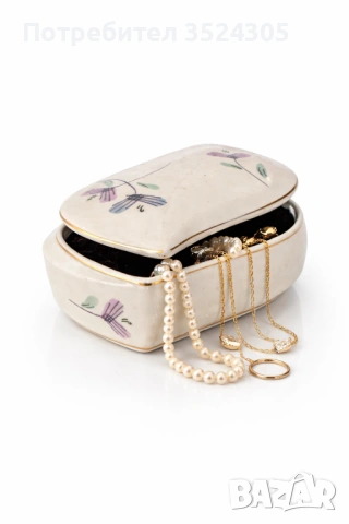 Винтидж, порцеланова кутия за бижута