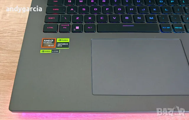 ASUS ROG Strix G18/AMD Ryzen 9 9955HX/NVidia RTX 5070 8GB/16GB RAM/1TB SSD/18' 2560x1600 240hz IPS, снимка 12 - Лаптопи за игри - 55430575