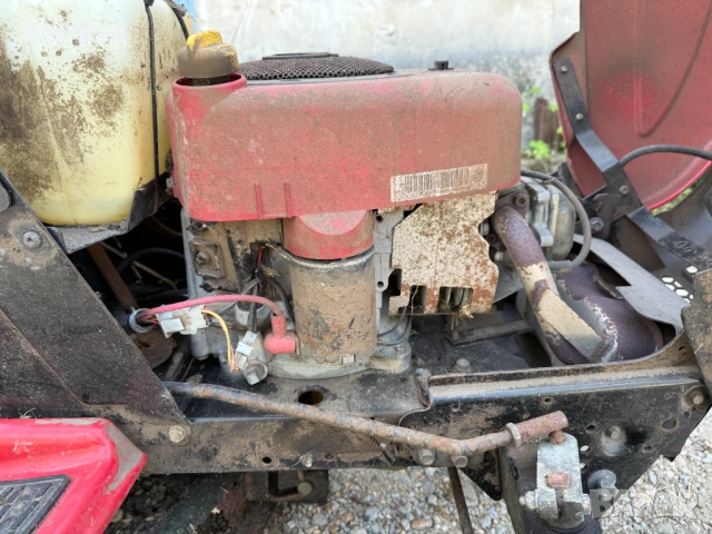 Тракторна косачка MTD LF 130  briggs&stratton  13к.с, снимка 12 - Градинска техника - 54727778