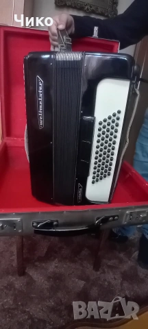 Немски черен 60 басов акордеон "Велмайстер", снимка 3 - Акордеони - 53998373