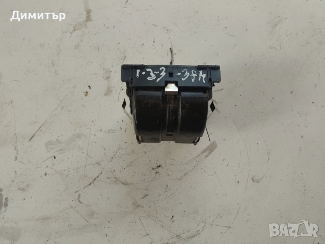 Пепелник Заден За Фолксваген Голф 3 1993г / VW Golf 3 1993y, снимка 3 - Части - 54955617
