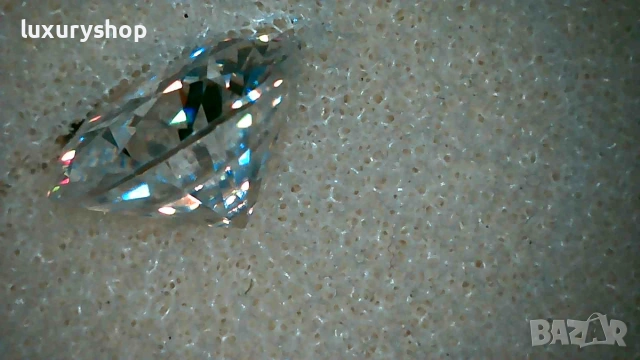 Диамант, Moissanite Brilliance, със сертификат, гравиран номер на камъка - 25 евро - 1 карат, снимка 4 - Пръстени - 55082787