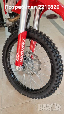 Кросов Мотор 250 Кубика - Tunder Red sport, снимка 9 - Мотоциклети и мототехника - 54621806