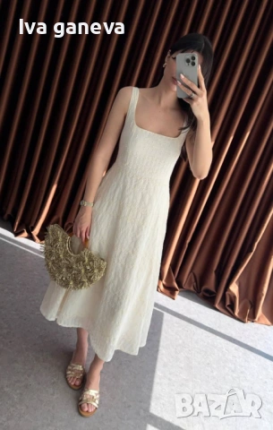 Рокля с бродерия 