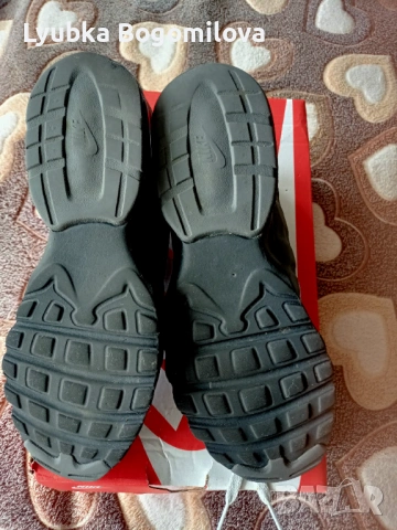 Nike Air max 40 номер, снимка 10 - Маратонки - 54549579