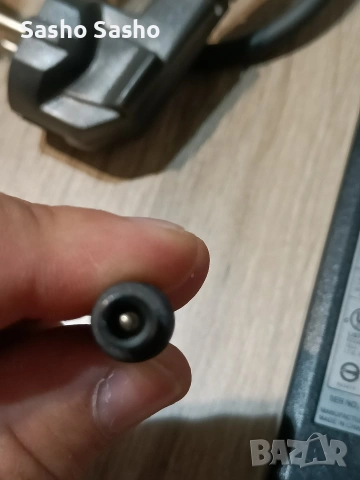 адаптер , снимка 2 - Кабели и адаптери - 54360249